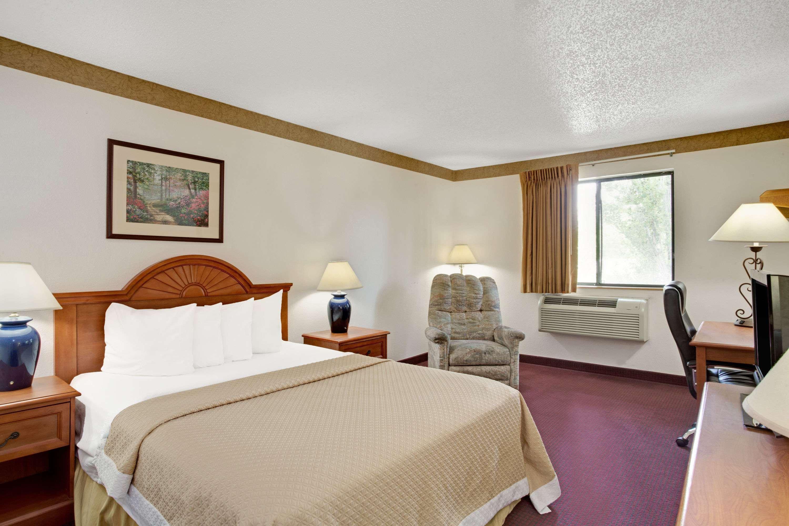 Antelope Inn & Suites Clearfield Exterior foto